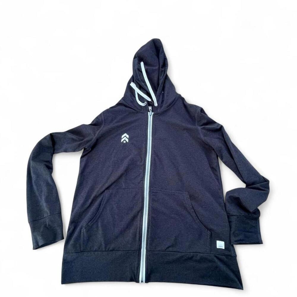 Vuori x‎ Barry's Performance Hoodie 2.0 in Black Heather
